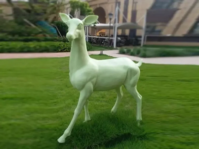 Self-Illuminating-Sculpture (1)